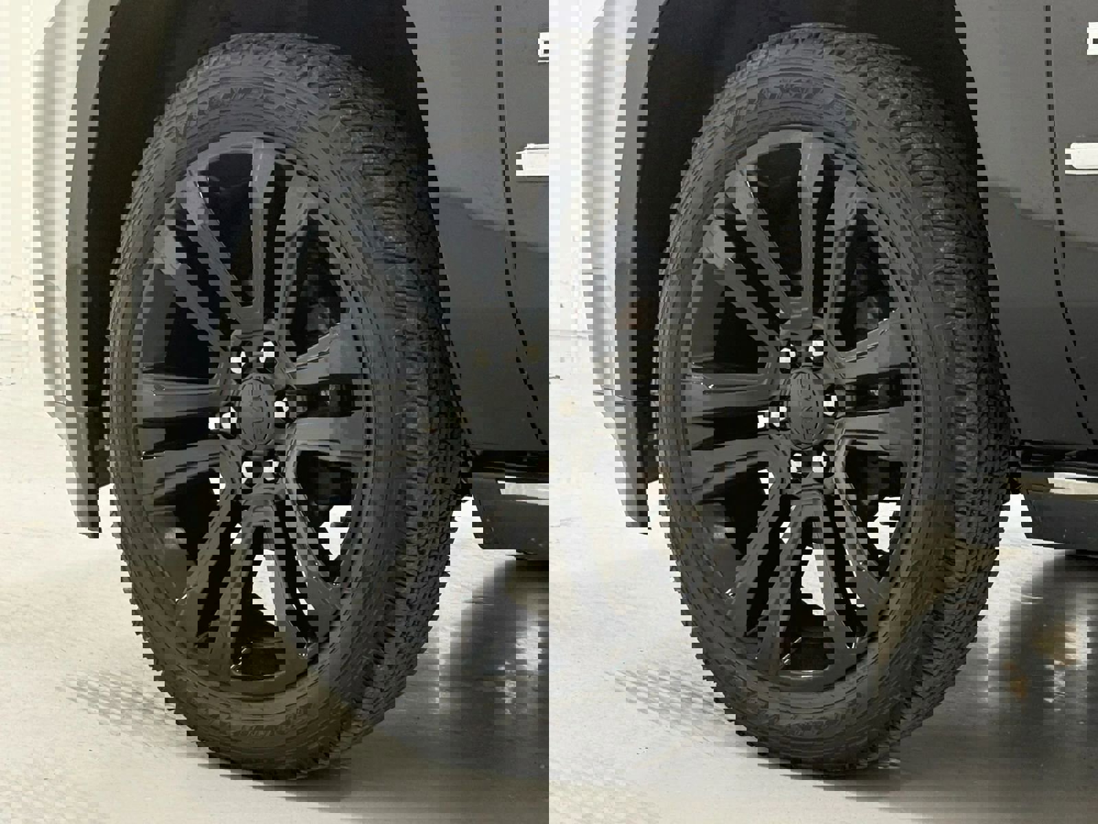 Used 2018 GMC Yukon Denali w/ Denali Ultimate Package image 49