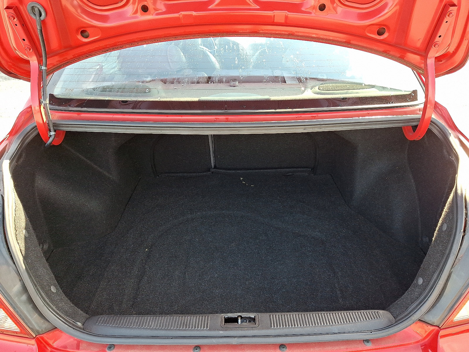 Used 2003 Hyundai Elantra GLS FWD image 27