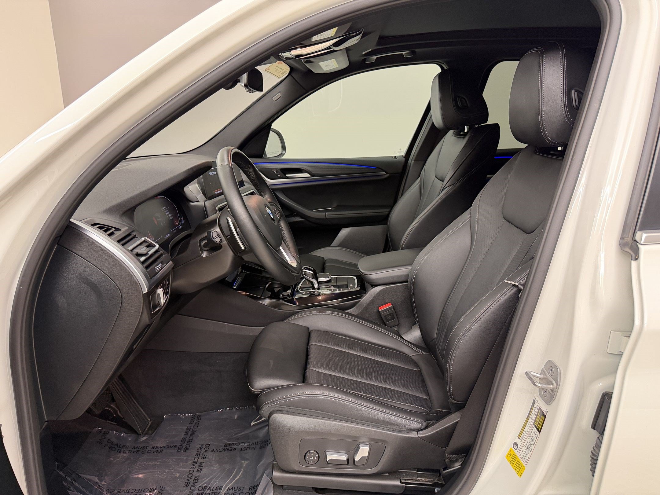 Used 2024 BMW X3 sDrive30i w/ Convenience Package RWD image 5