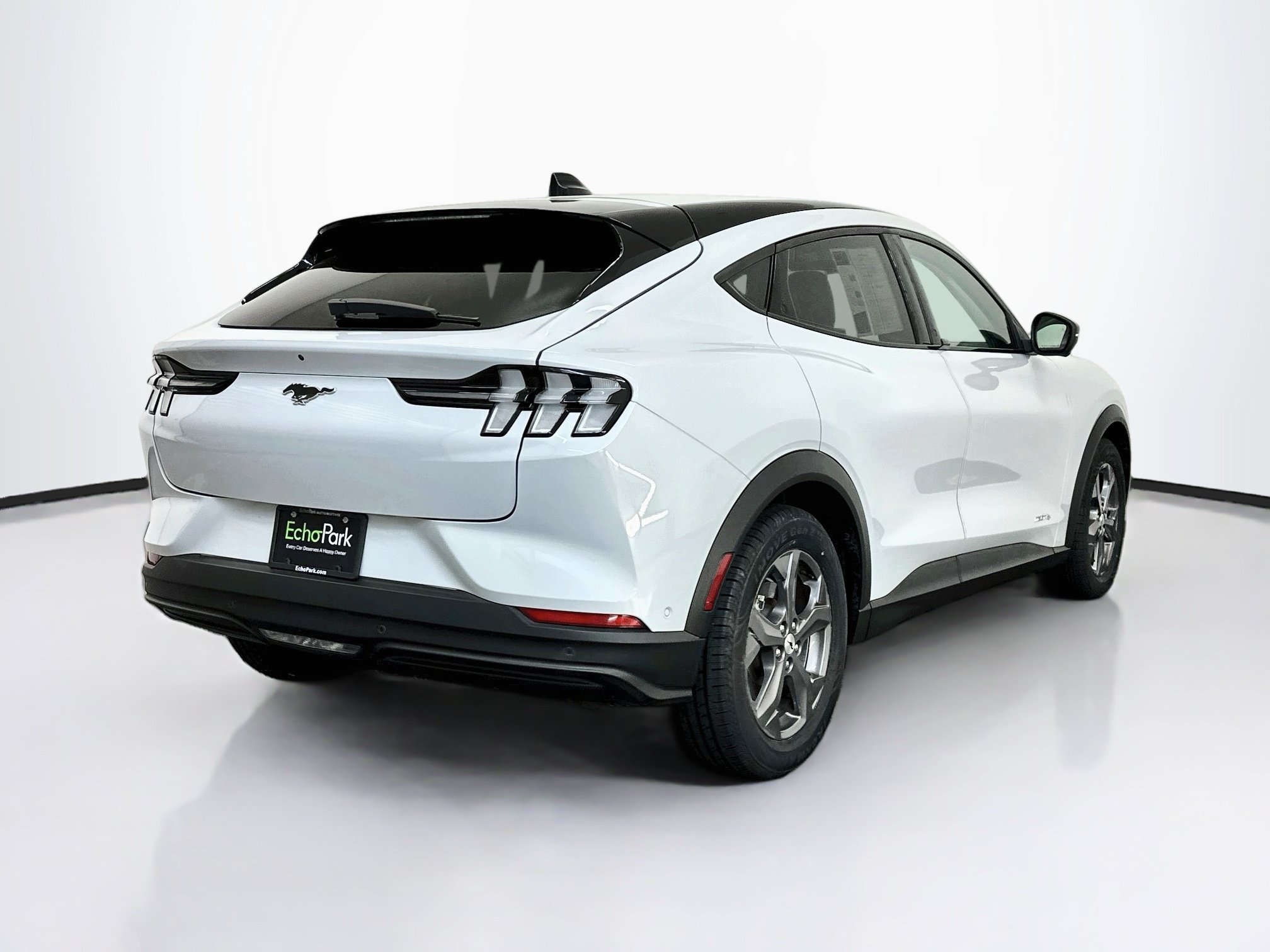 Used 2023 Ford Mustang Mach-E Select AWD/4WD image 9