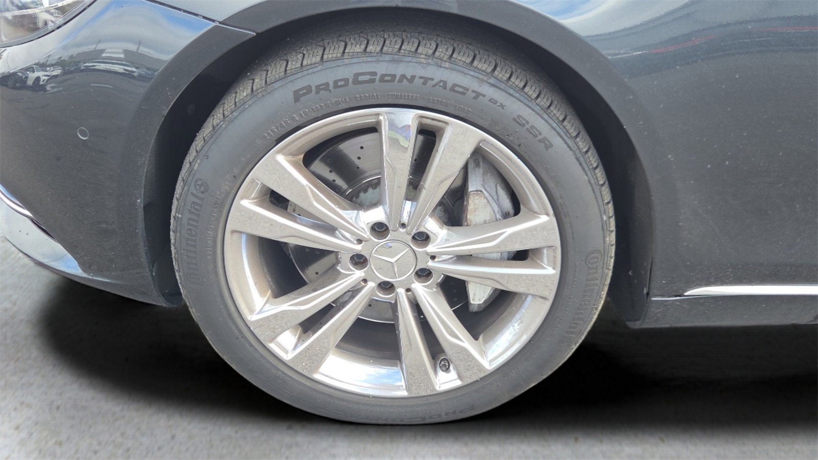 Used 2015 Mercedes-Benz S 550 Sedan w/ Premium 1 Package image 38