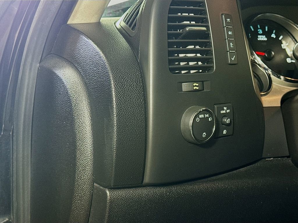 Used 2013 Chevrolet Silverado 1500 LT w/ All-Star Edition AWD/4WD image 10