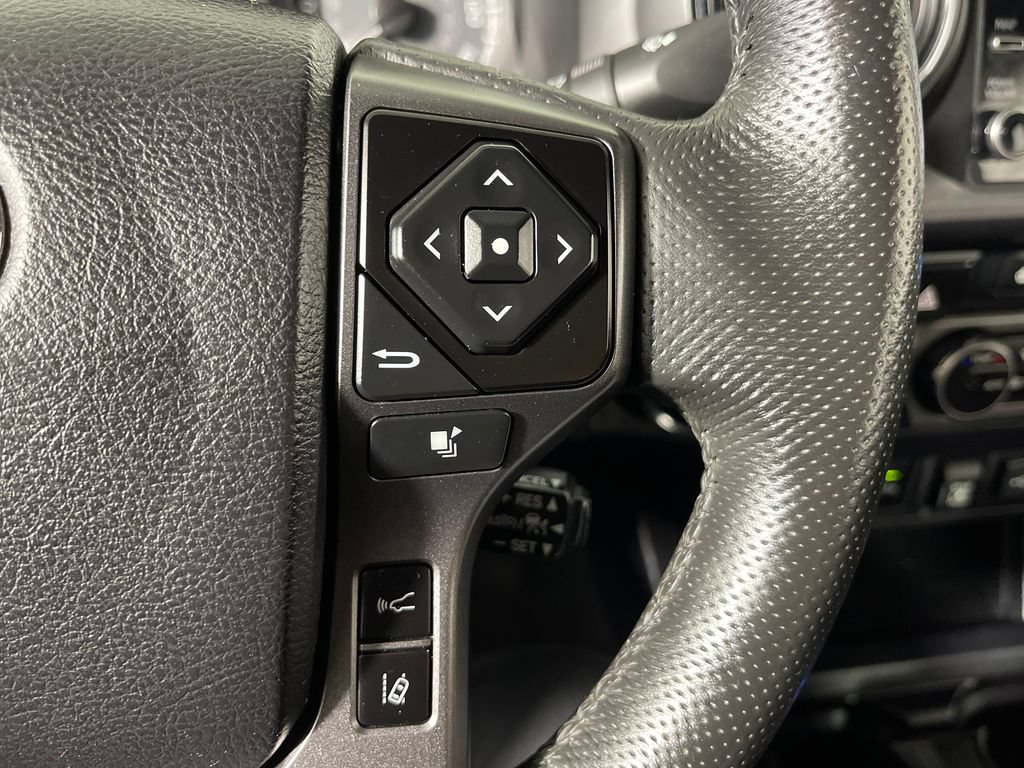 Certified 2022 Toyota Tacoma TRD Off-Road w/ TRD Premium Off Road Package AWD/4WD image 27