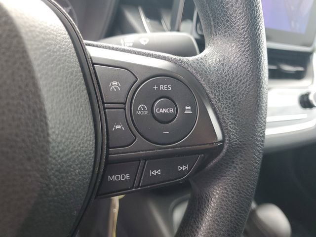 Used 2023 Toyota Corolla LE image 24