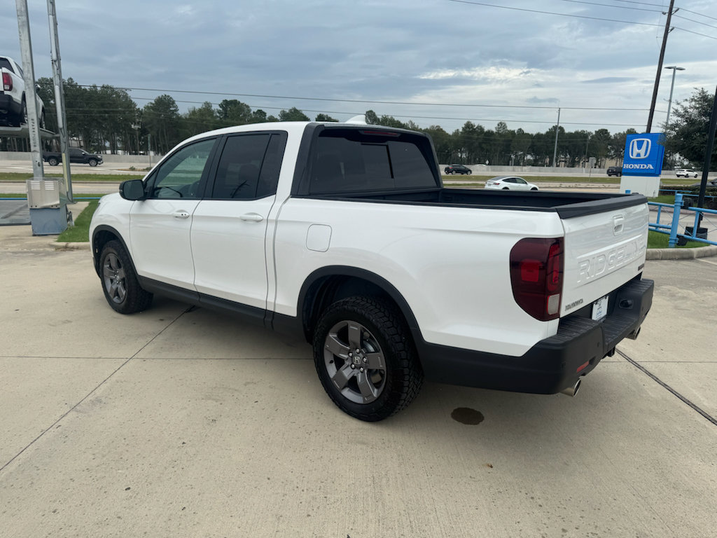 Certified 2025 Honda Ridgeline TrailSport image 6