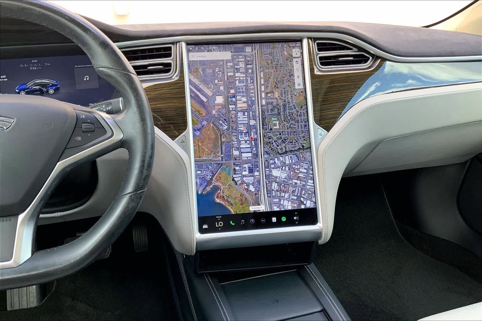 Used 2015 Tesla Model S 70D AWD/4WD image 16