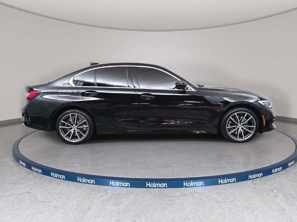 Used 2021 BMW 330i xDrive Sedan w/ Convenience Package AWD/4WD image 5