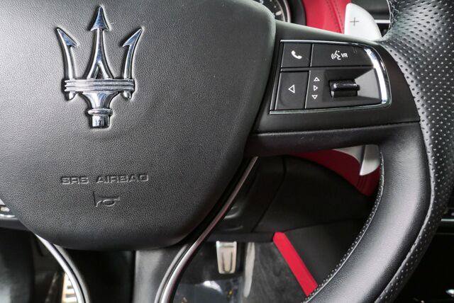 Used 2022 Maserati Levante Modena AWD/4WD image 30