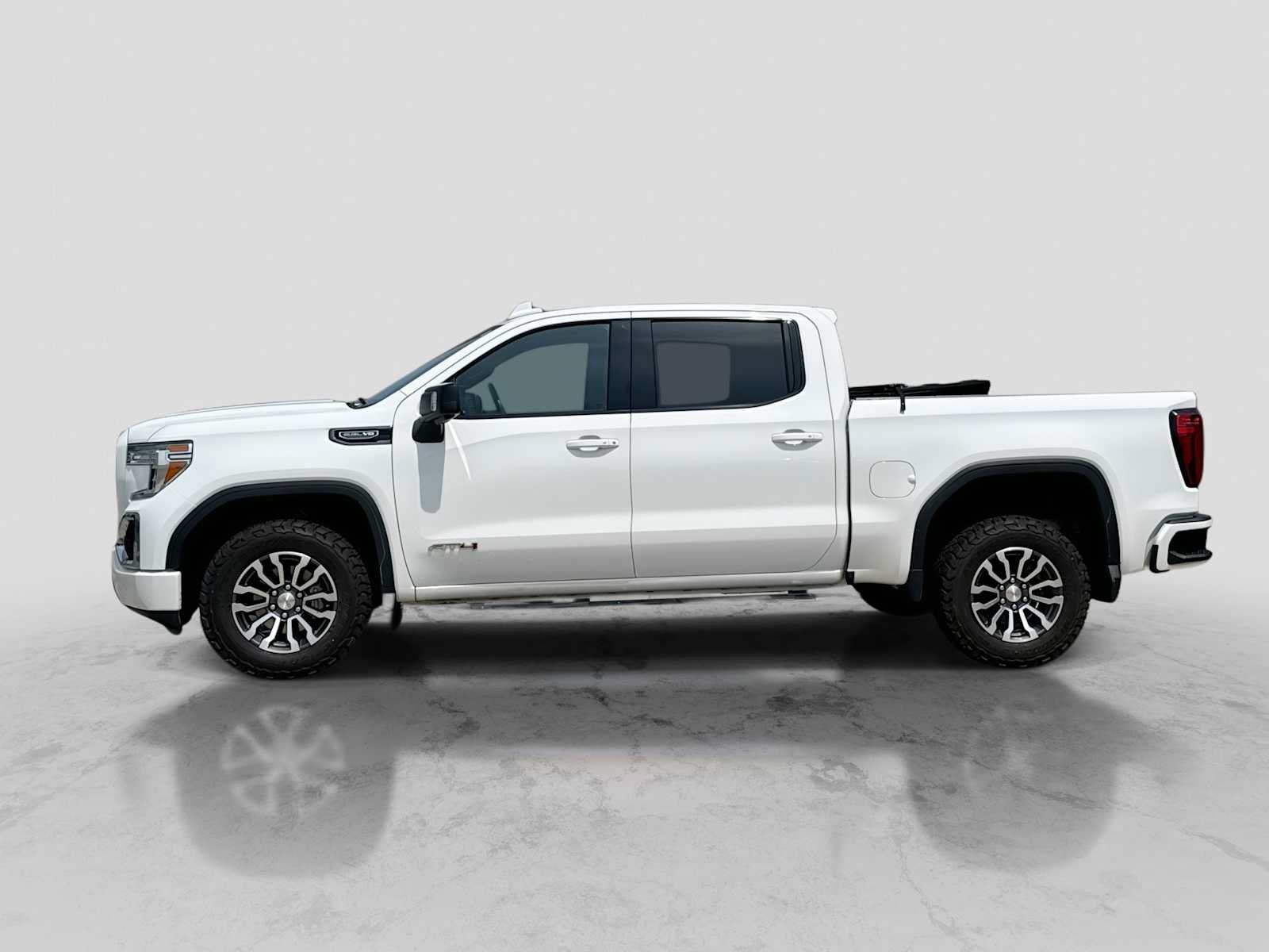 Used 2020 GMC Sierra 1500 AT4 w/ AT4 Premium Package AWD/4WD image 3