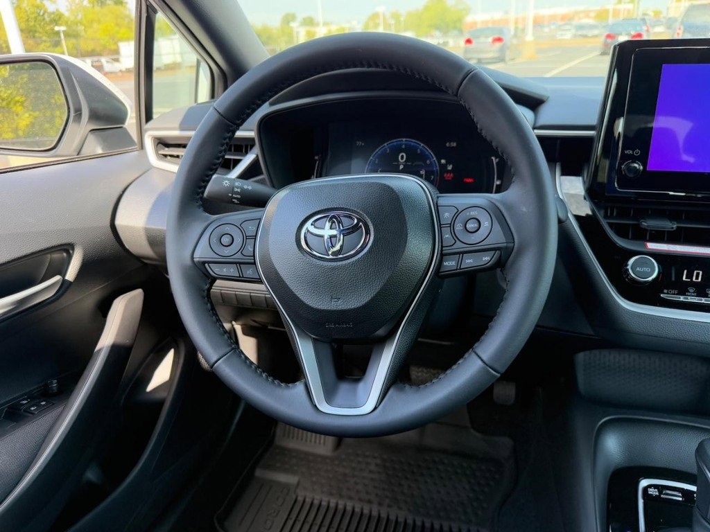 New 2026 Toyota Corolla SE image 9