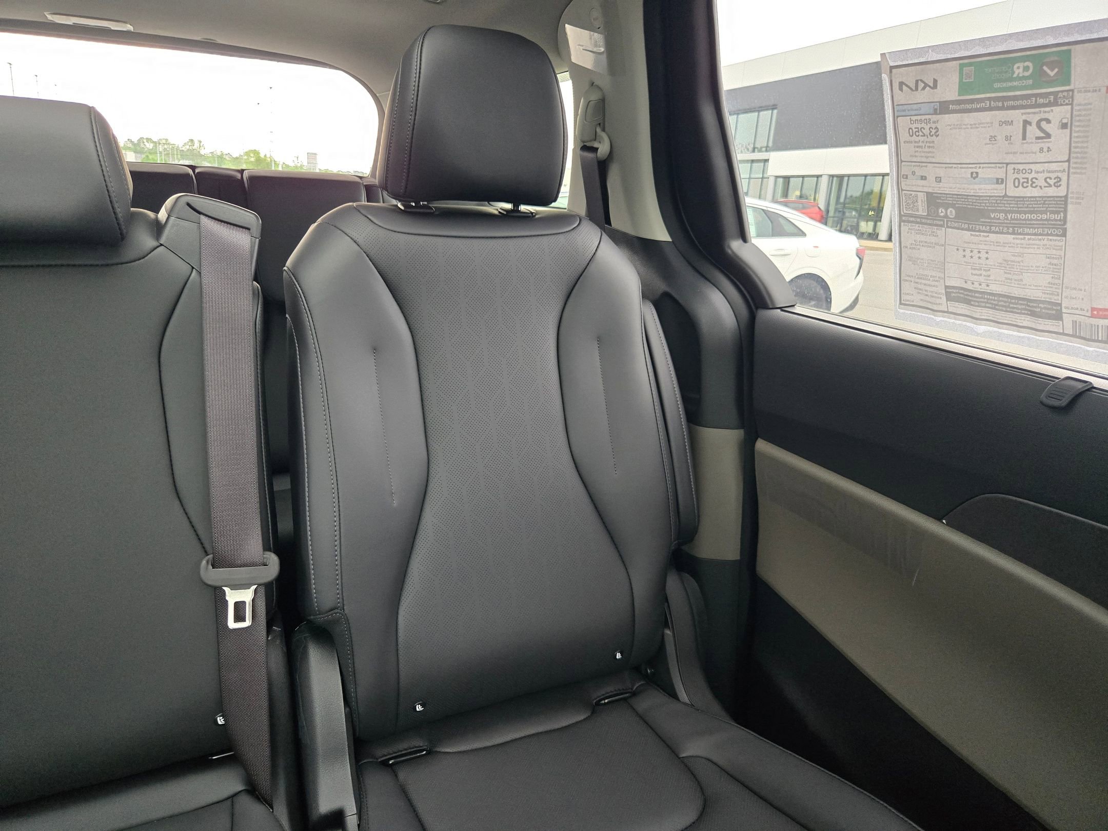 New 2026 Kia Carnival SX FWD image 14