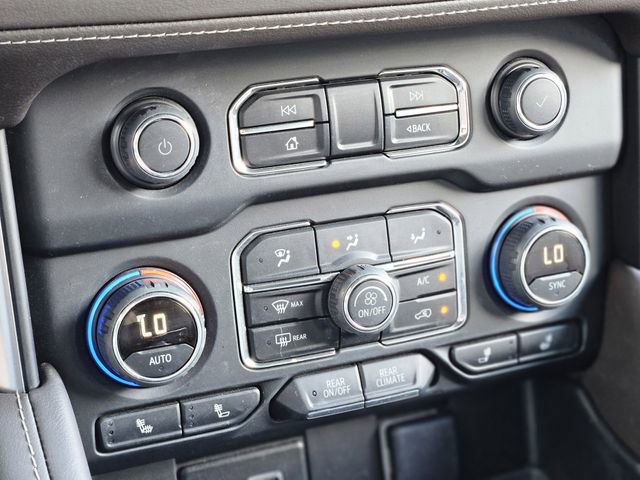 Used 2024 Chevrolet Tahoe LT w/ Luxury Package image 25
