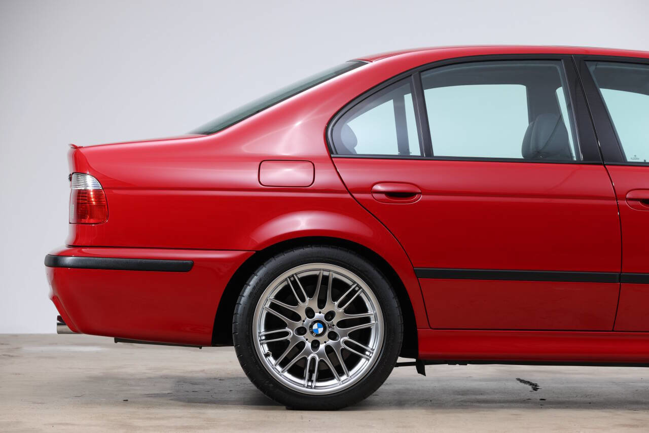 Used 2003 BMW M5 image 27