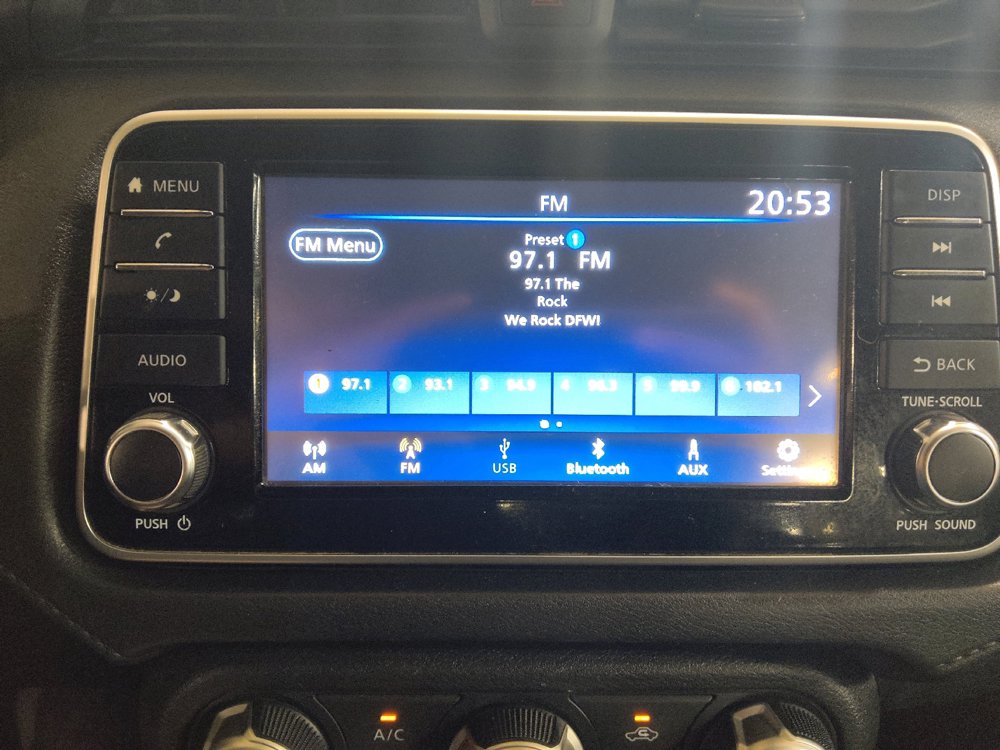 Used 2021 Nissan Versa S FWD image 25