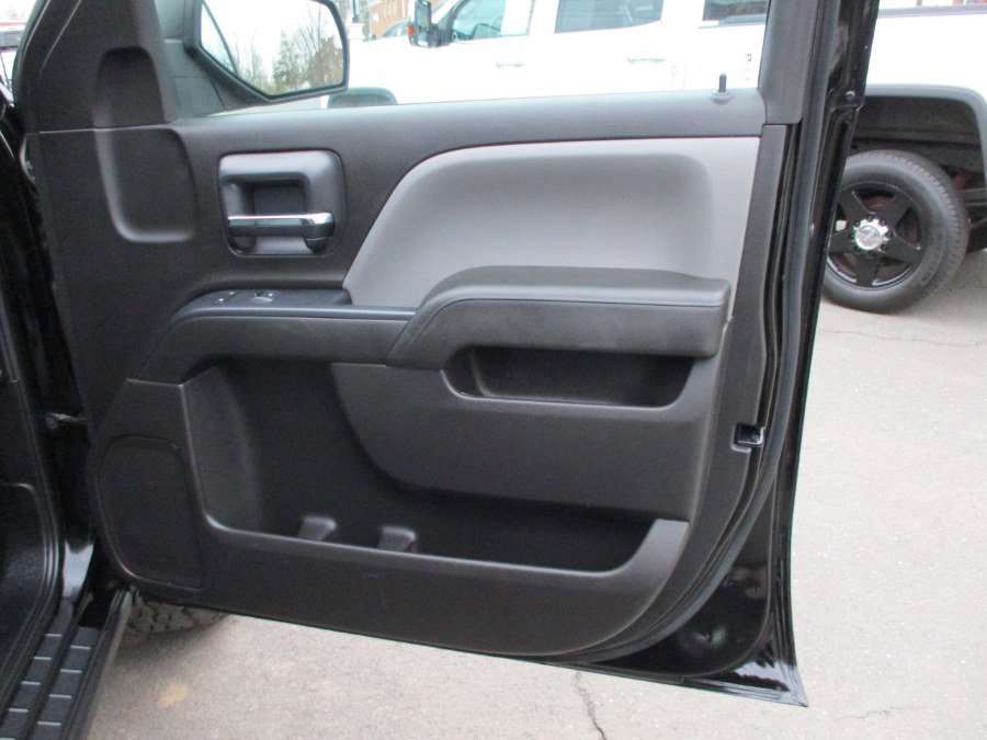 Used 2016 Chevrolet Silverado 1500 Custom w/ Custom Convenience Package AWD/4WD image 17