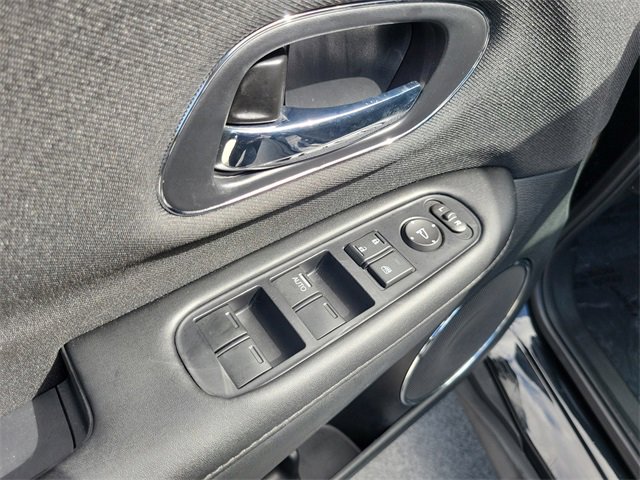 Used 2022 Honda HR-V EX image 13