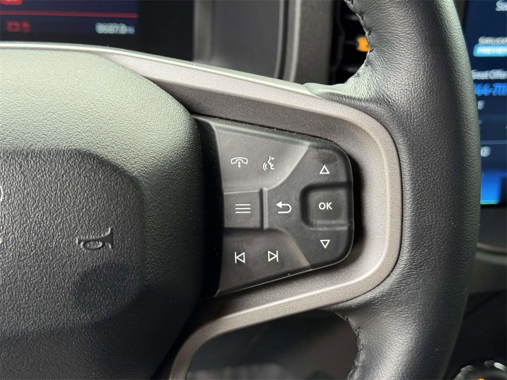 Used 2024 Ford Bronco Badlands image 12