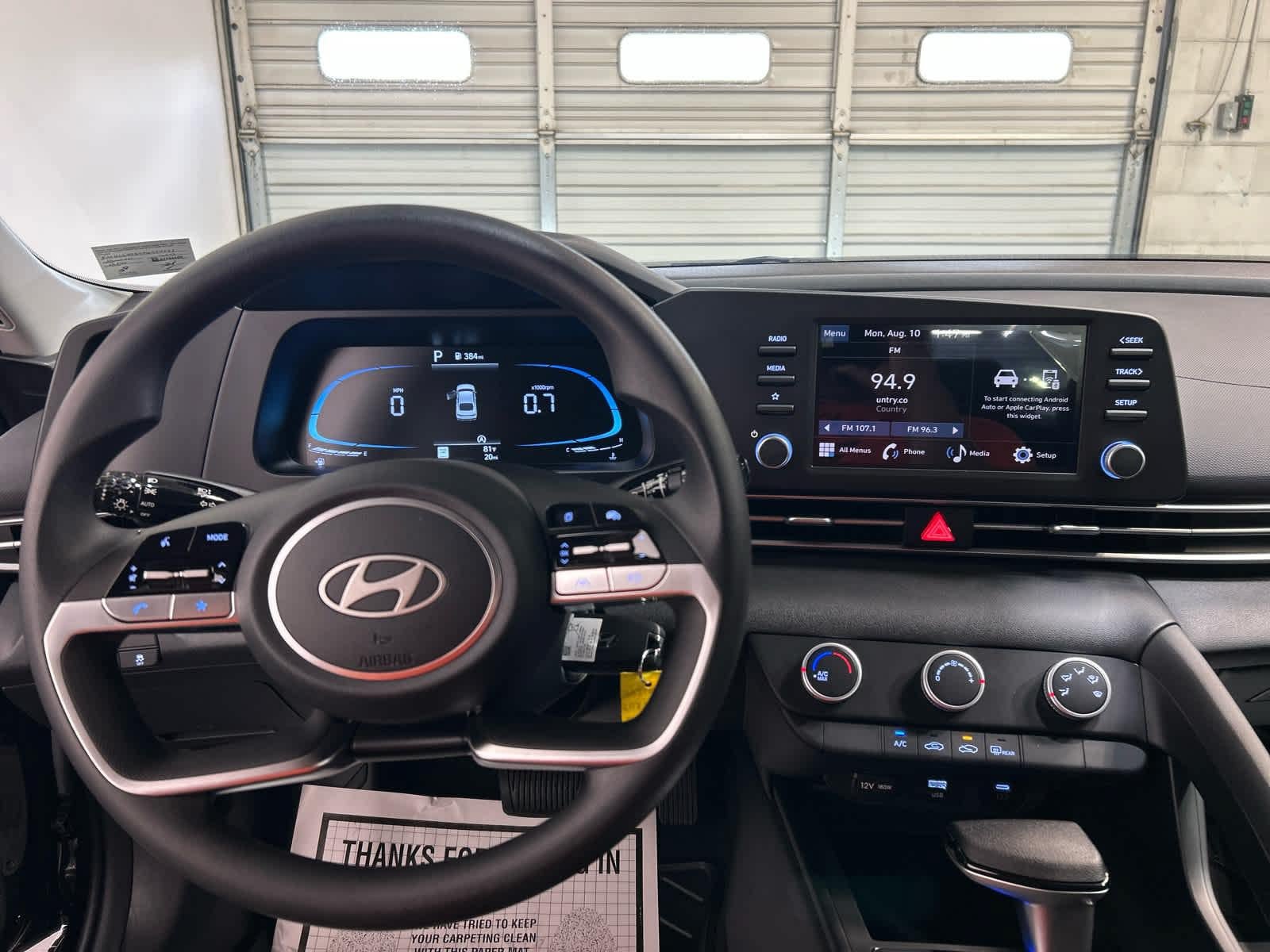 New 2026 Hyundai Elantra SE FWD image 8