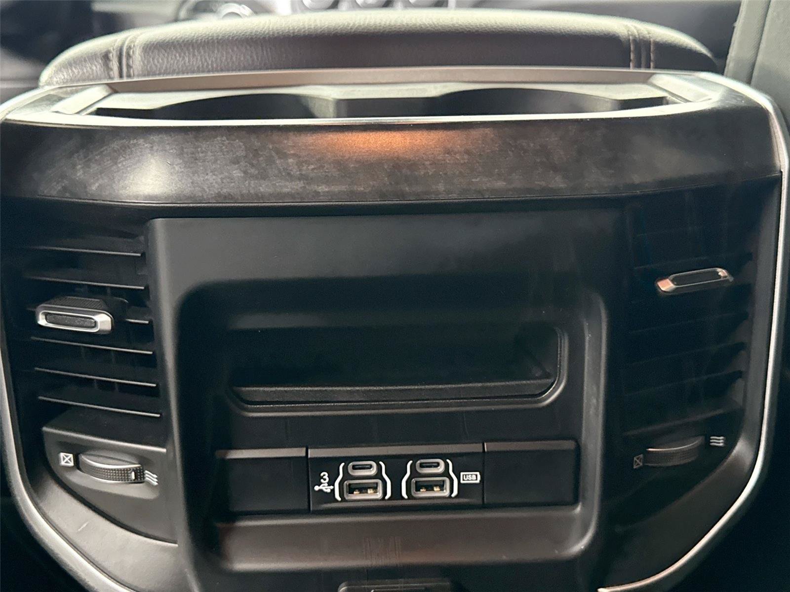 Used 2019 RAM 1500 Big Horn AWD/4WD image 34