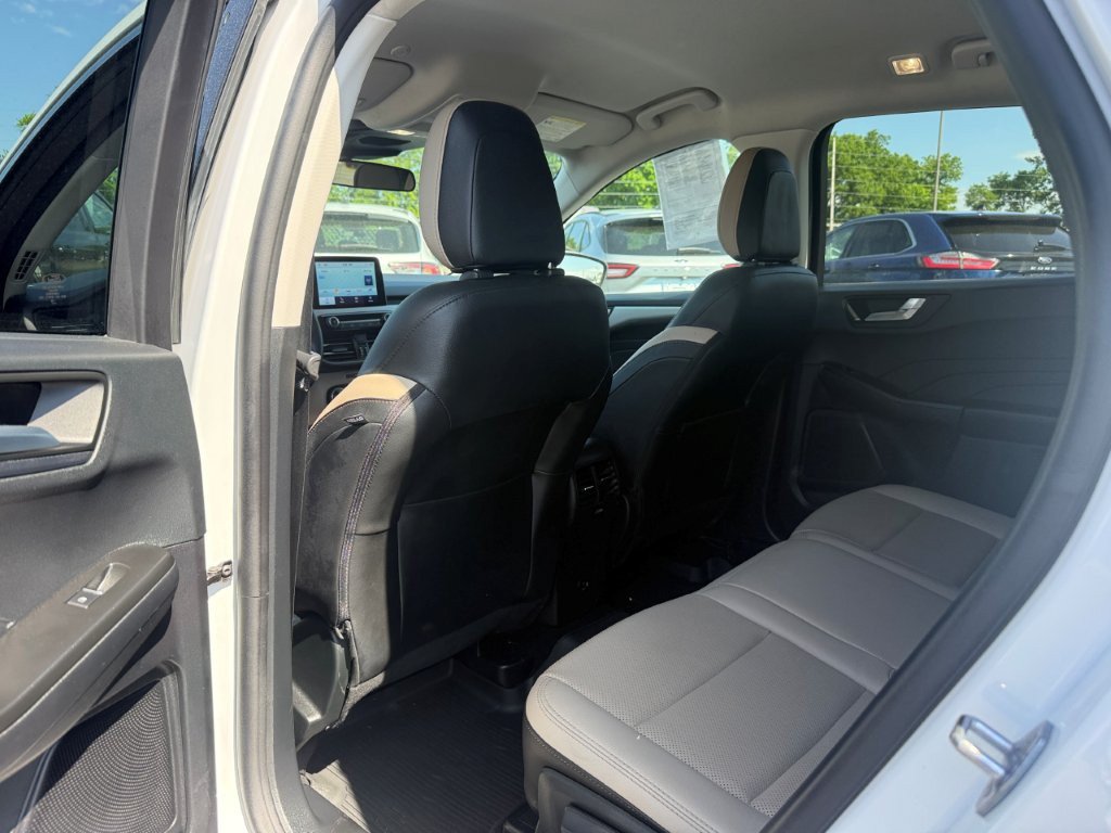 Used 2022 Ford Escape SEL AWD/4WD image 17