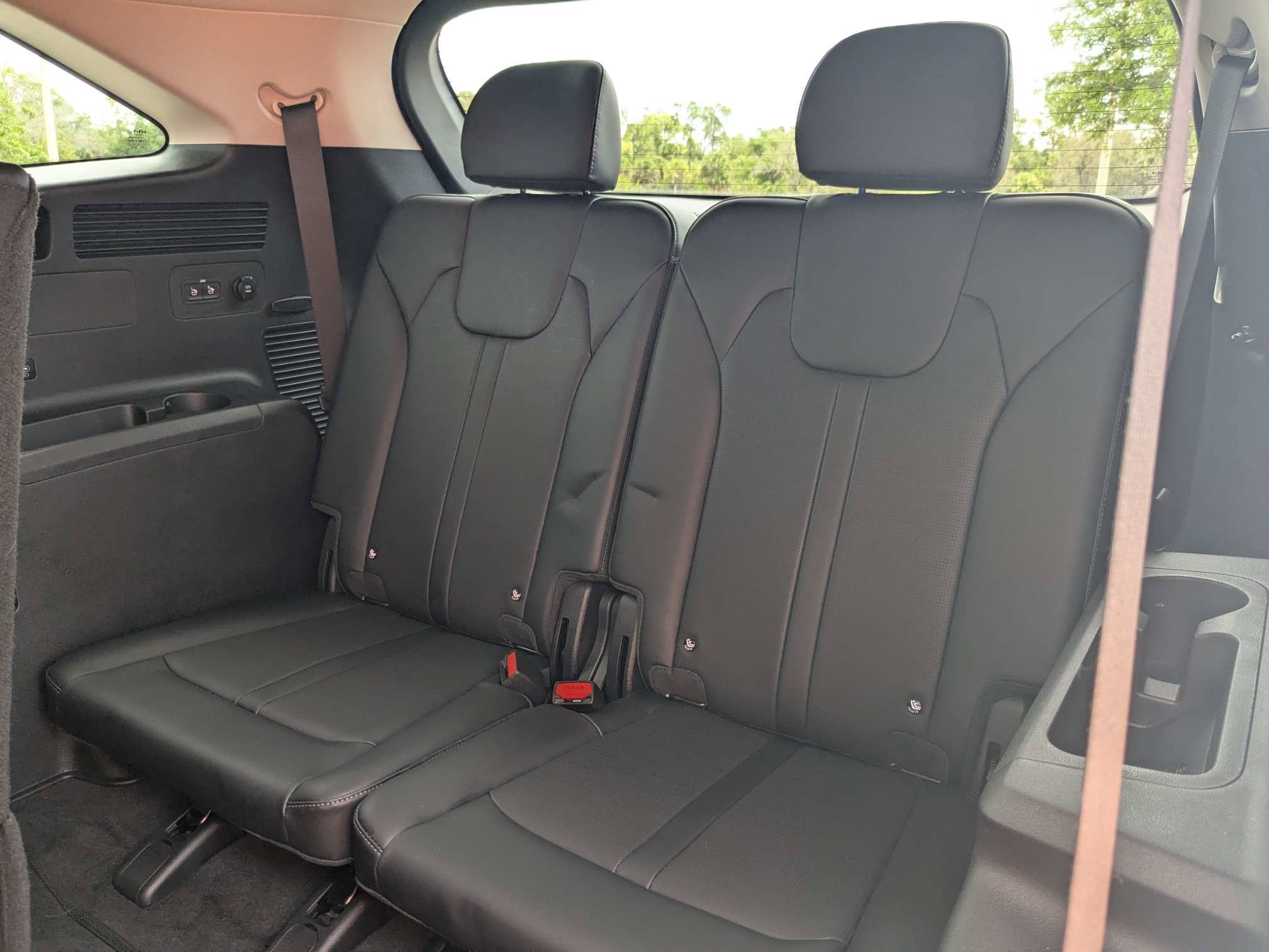 Certified 2025 Kia Sorento S AWD/4WD image 13