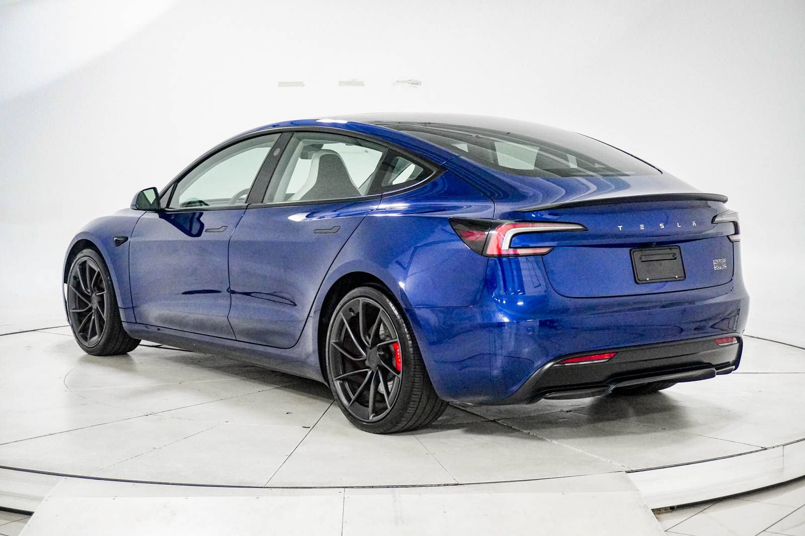 Used 2025 Tesla Model 3 Performance AWD/4WD image 5