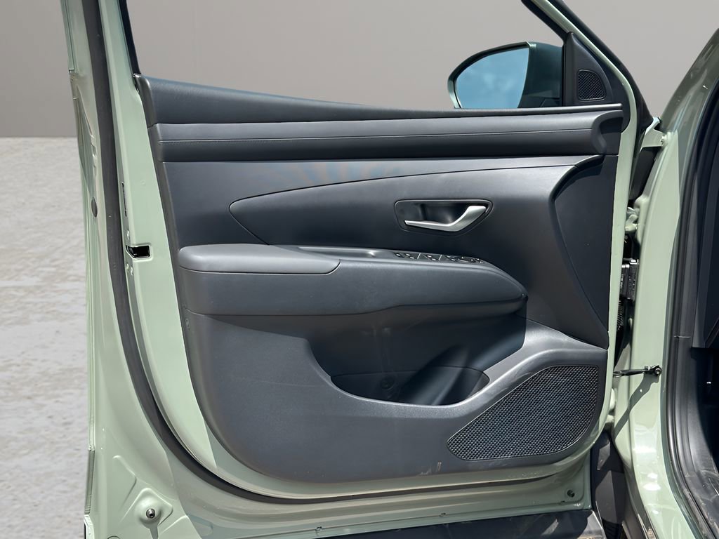 Used 2025 Hyundai Santa Cruz SEL image 14