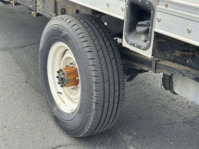 Used 2025 Ford E-350 and Econoline 350 Super Duty w/ Driver's Safety Package RWD image 12