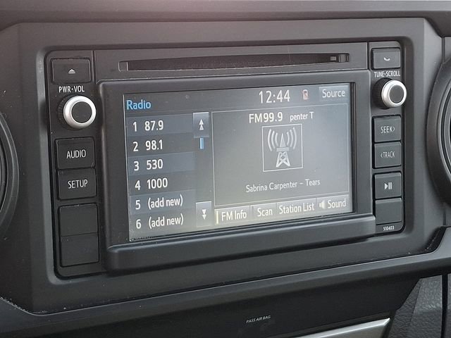 Used 2019 Toyota Tacoma SR5 image 19