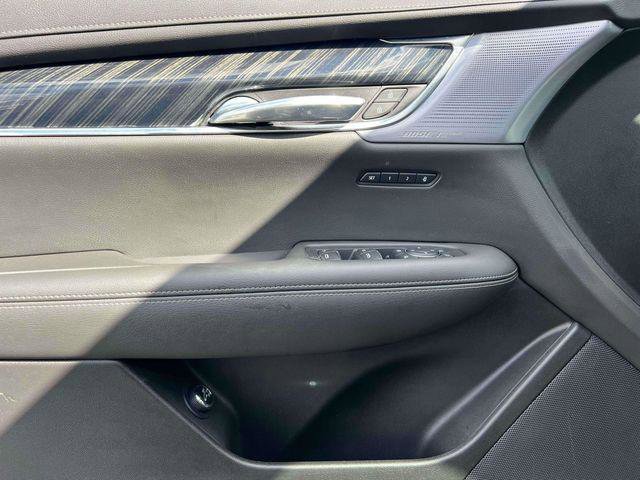 Used 2024 Cadillac XT6 Premium Luxury w/ Technology Package image 18