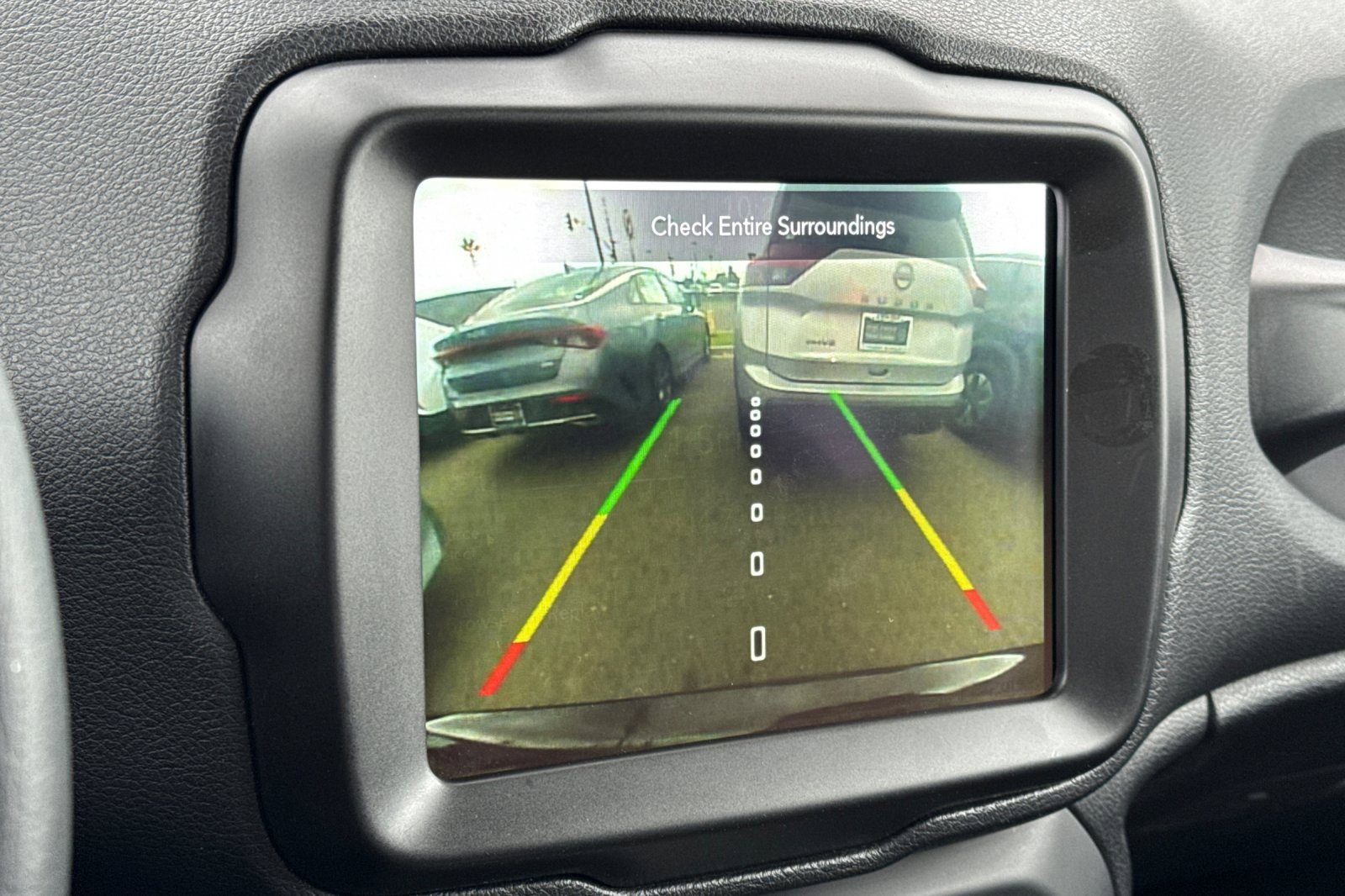 Used 2022 Jeep Renegade Latitude w/ Convenience Group image 23