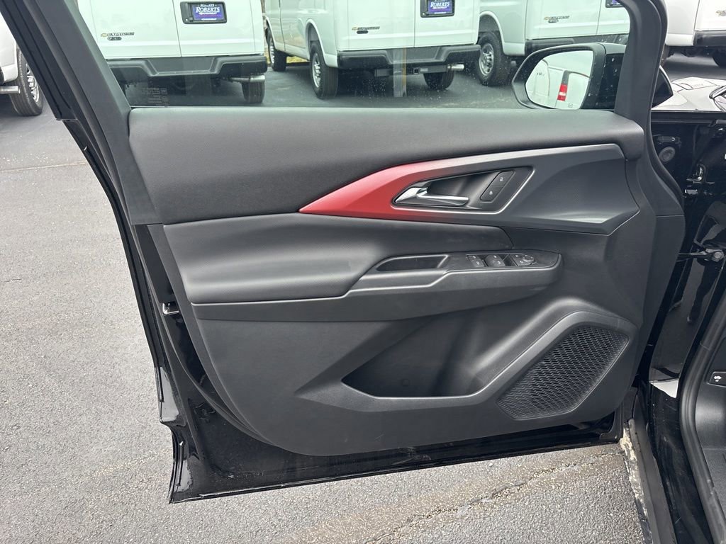 New 2026 Chevrolet Equinox EV RS image 10