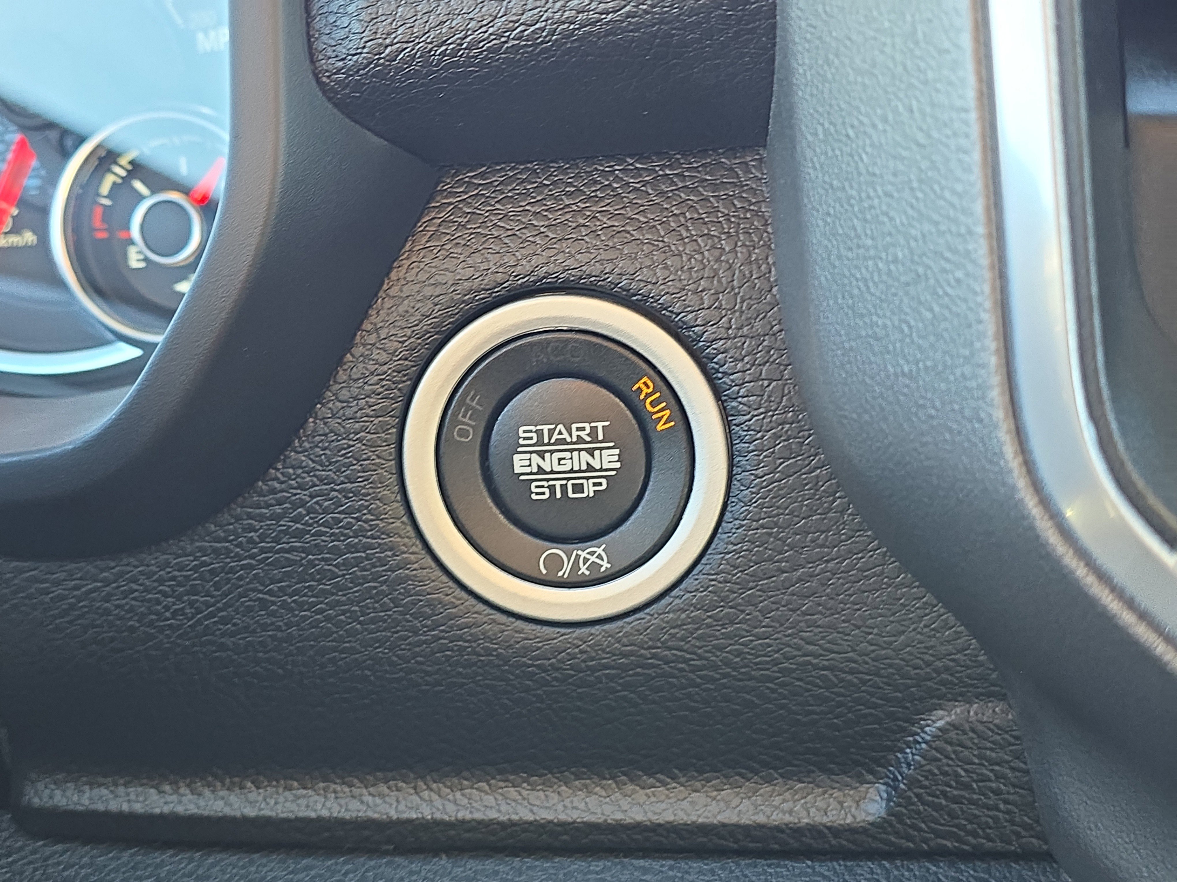 Used 2024 RAM 2500 Big Horn w/ Bed Utility Group image 17