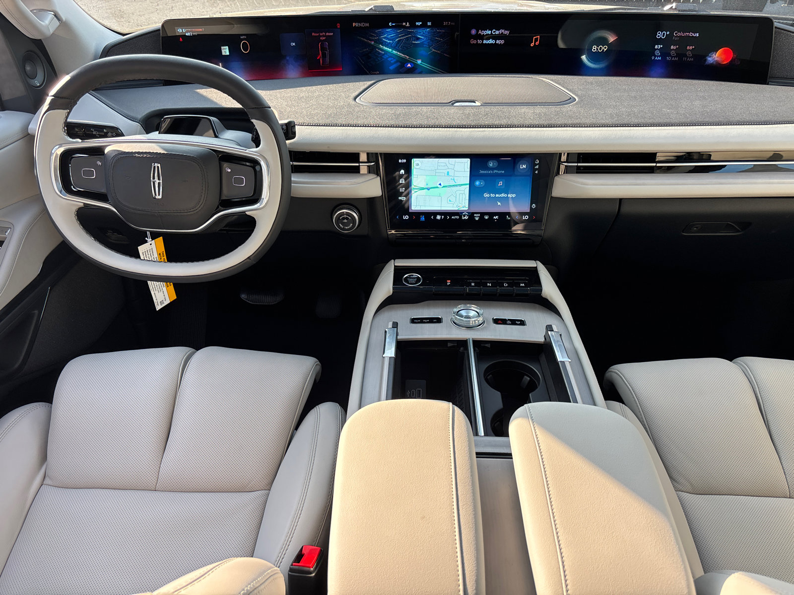 New 2025 Lincoln Navigator L Reserve image 28