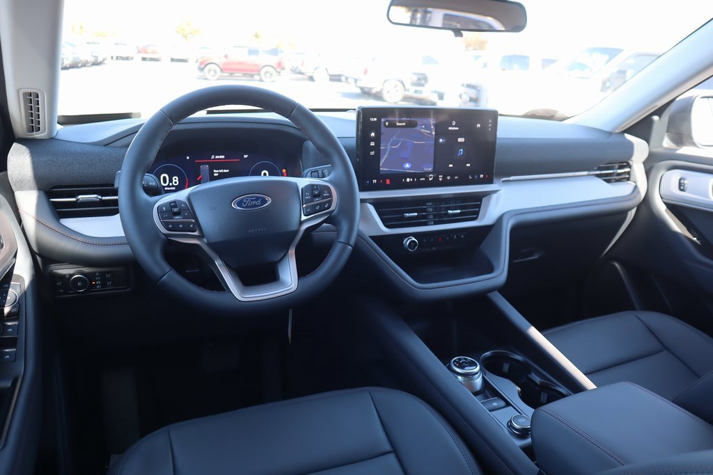 New 2026 Ford Explorer Active w/ Active Comfort Package image 2