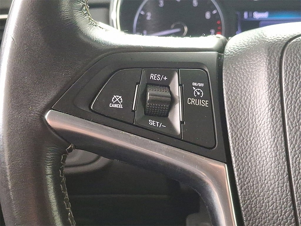 Used 2022 Buick Encore Preferred w/ Safety Package image 21