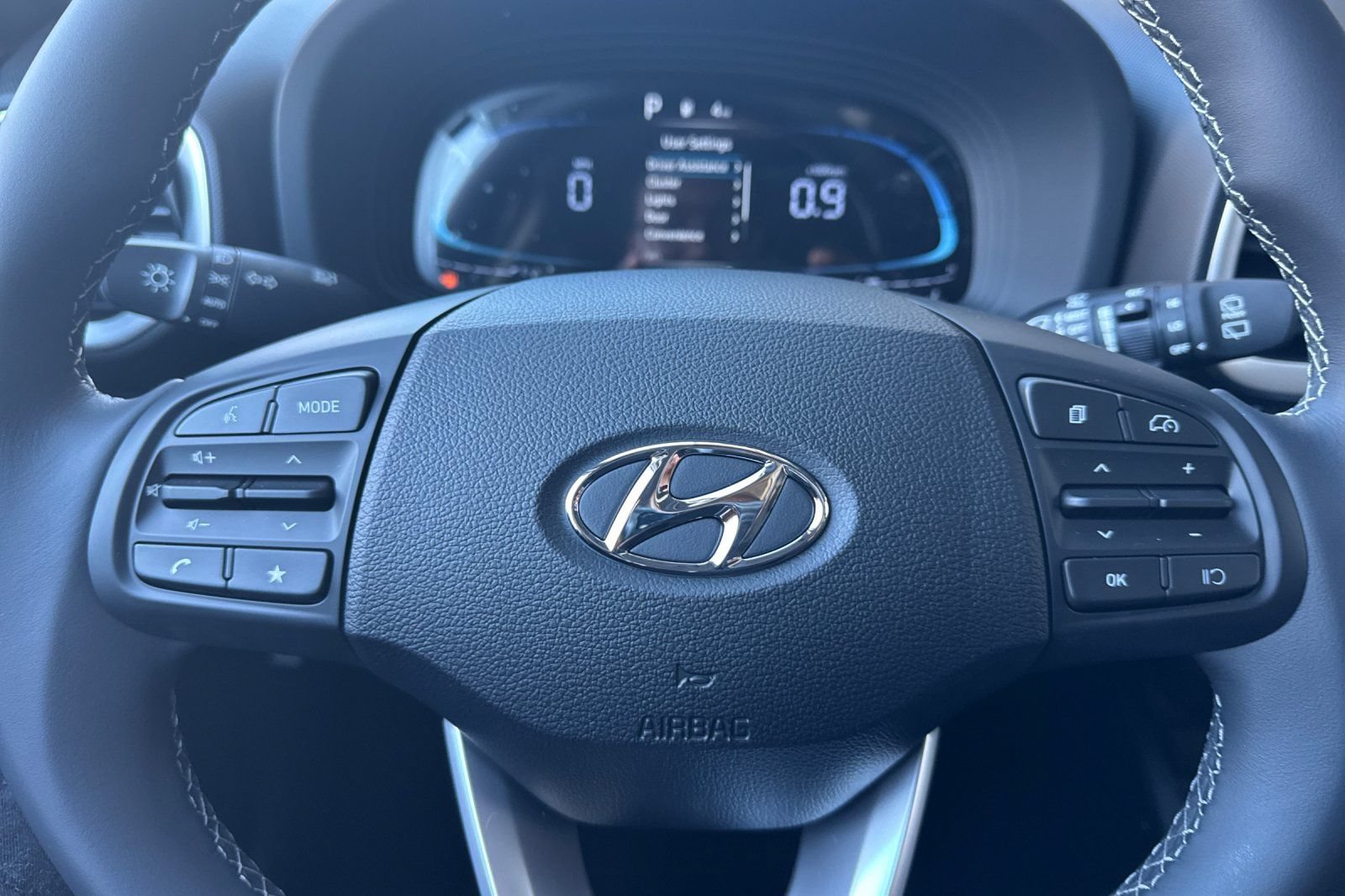 New 2026 Hyundai Venue SEL FWD image 23