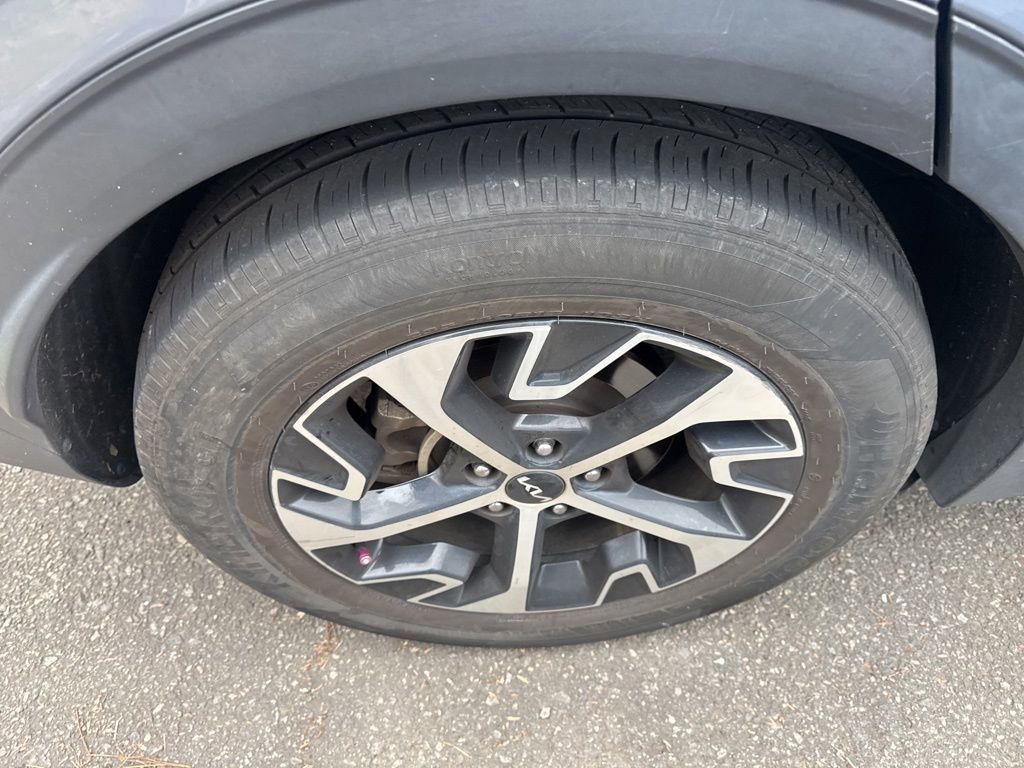 Certified 2023 Kia Sportage EX image 11