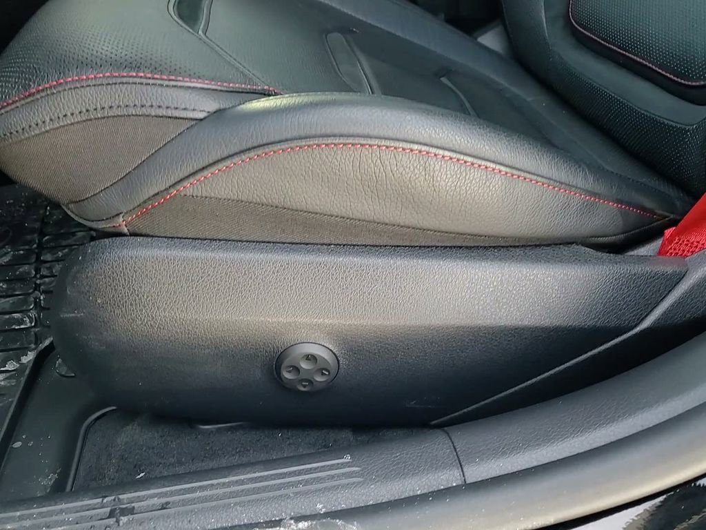 Used 2023 Mercedes-Benz C 43 AMG 4MATIC Sedan w/ Pinnacle Trim Package image 28