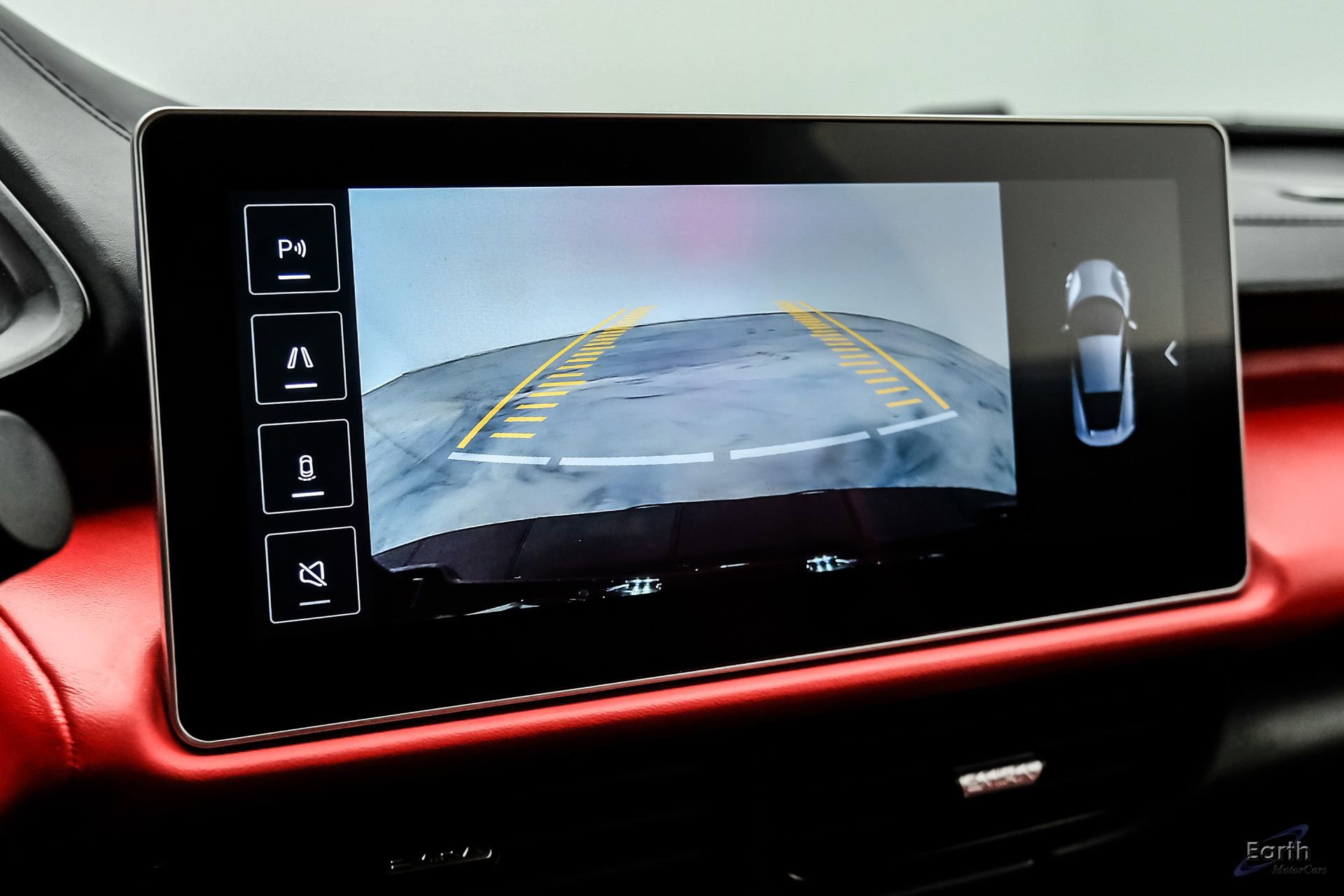 Used 2025 Lotus Emira RWD image 79