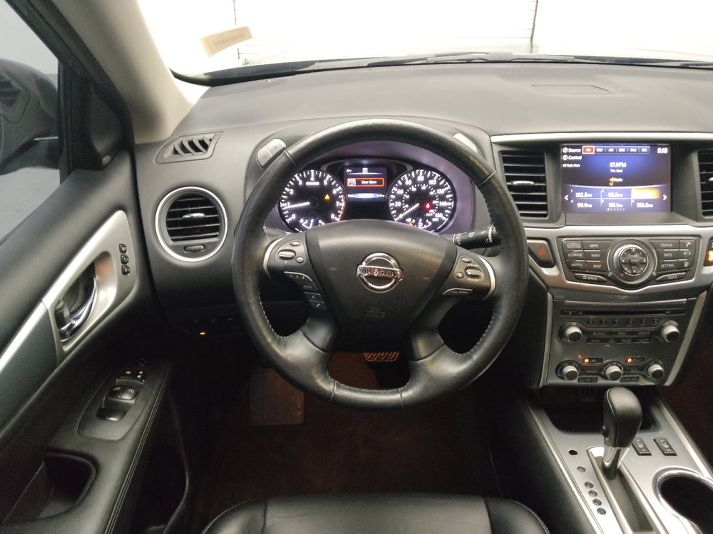 Used 2019 Nissan Pathfinder SL FWD image 22