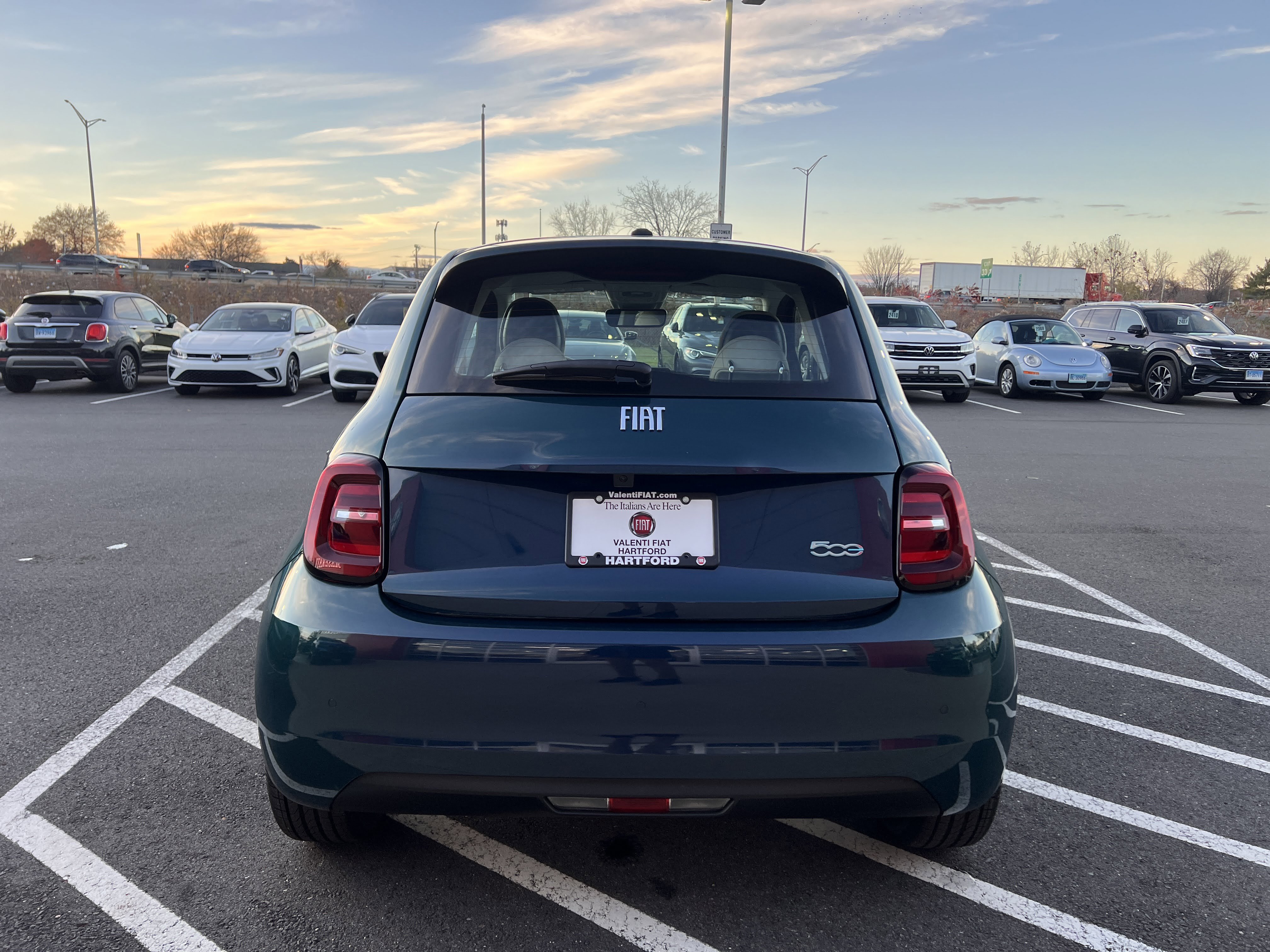 New 2025 FIAT 500 e w/ Quick Order Package 21B Icona image 8