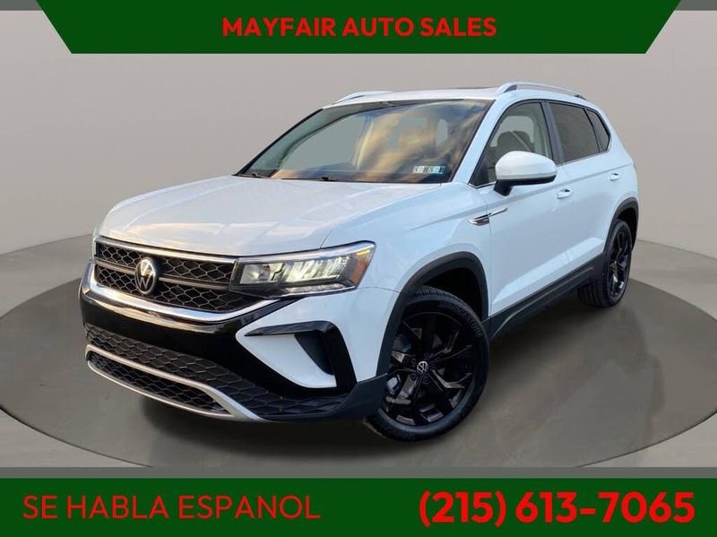 Used 2022 Volkswagen Taos SE w/ Panoramic Sunroof Package AWD/4WD image 1