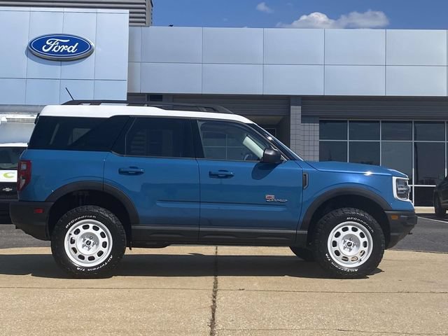 Used 2023 Ford Bronco Sport Heritage Limited AWD/4WD image 2