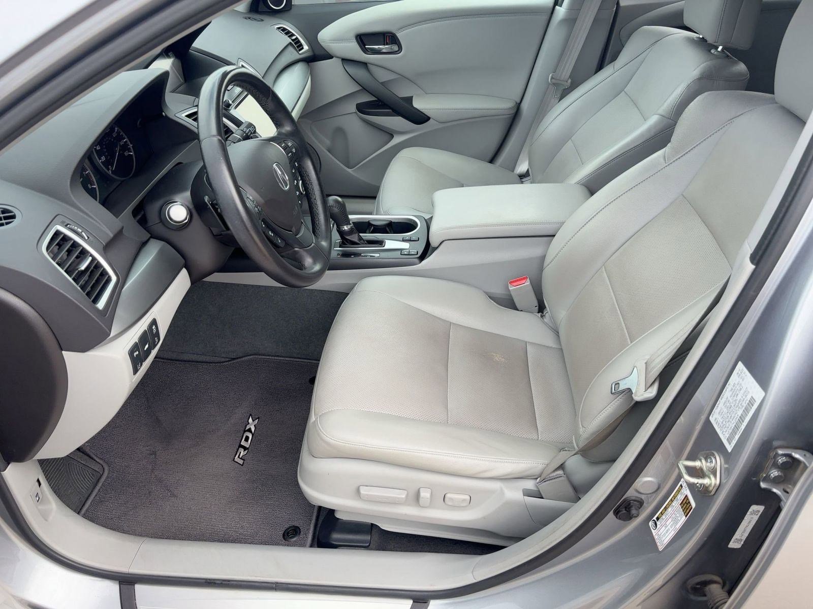 Used 2017 Acura RDX FWD w/ Advance Package image 5