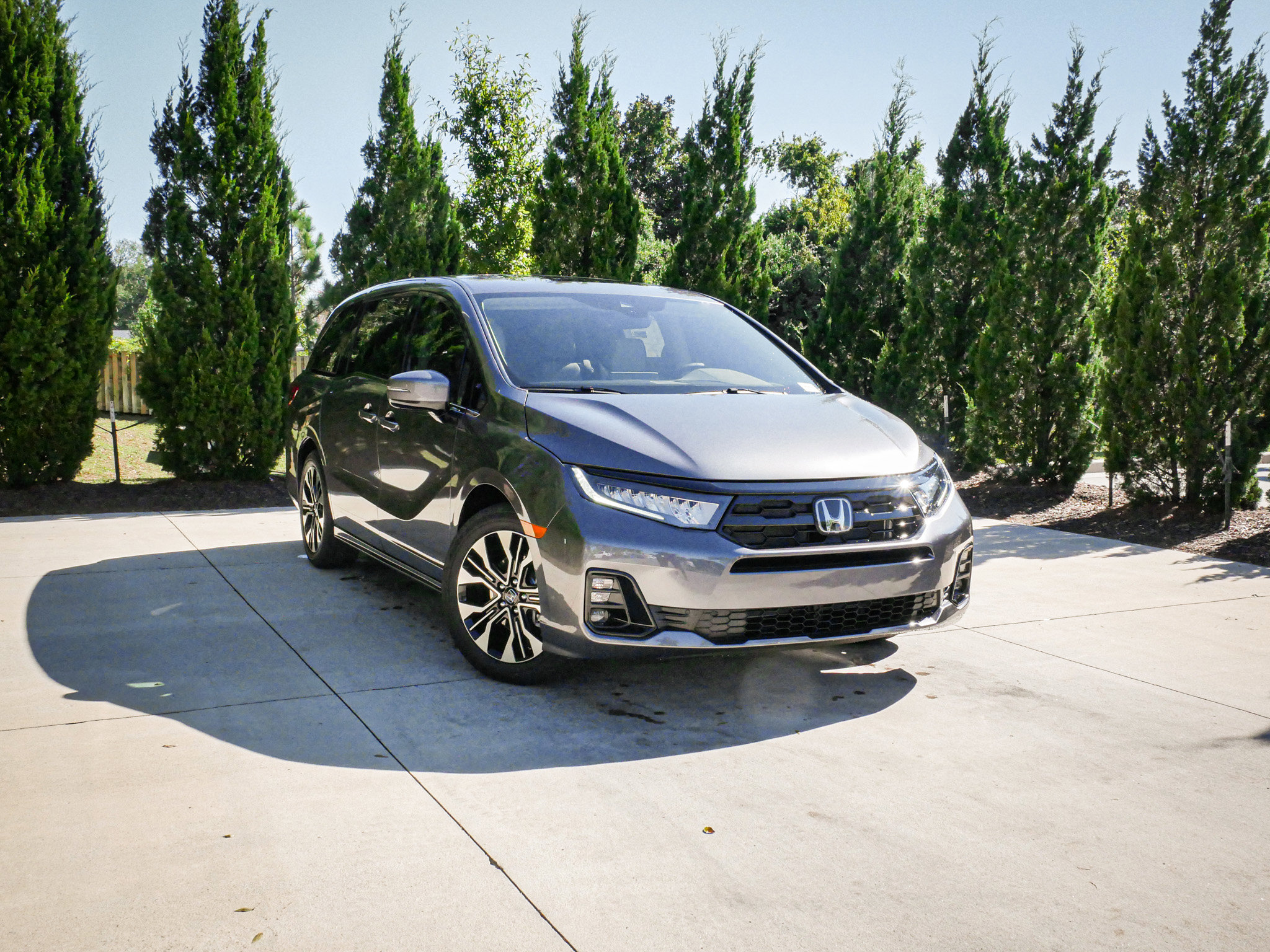 New 2026 Honda Odyssey Elite image 2