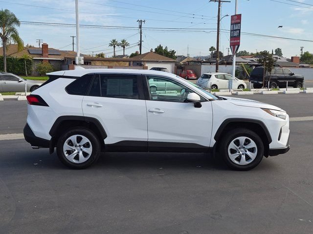 Certified 2024 Toyota RAV4 LE FWD image 4