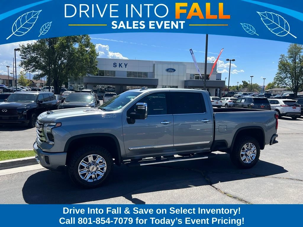 Used 2024 Chevrolet Silverado 3500 High Country w/ High Country Premium Package AWD/4WD image 1