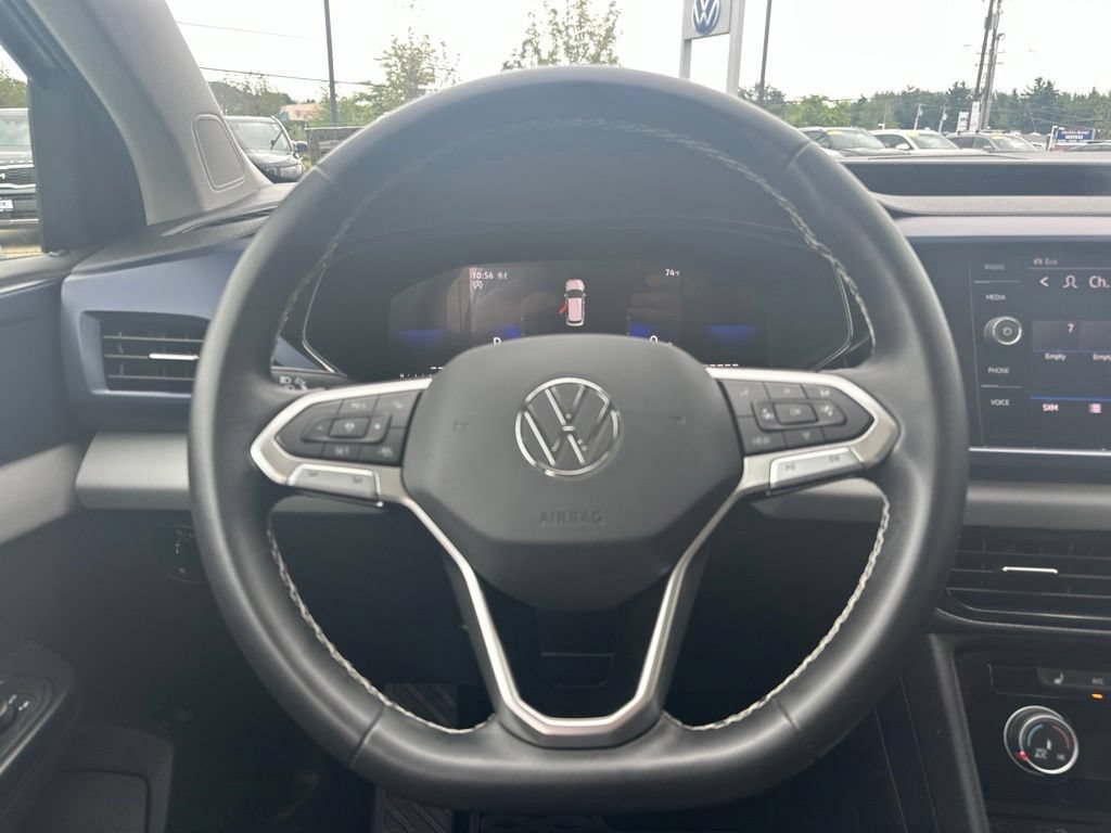 Used 2023 Volkswagen Taos SE w/ Panoramic Sunroof Package AWD/4WD image 18