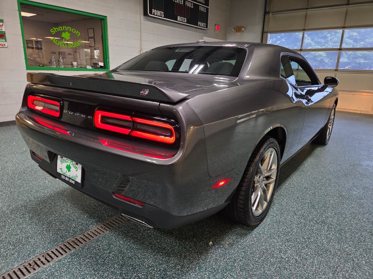 Used 2022 Dodge Challenger GT AWD/4WD image 11